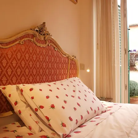 Le Stanze Di Torcicoda Panzió 3*