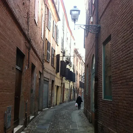 Le Stanze Di Torcicoda Panzió Ferrara